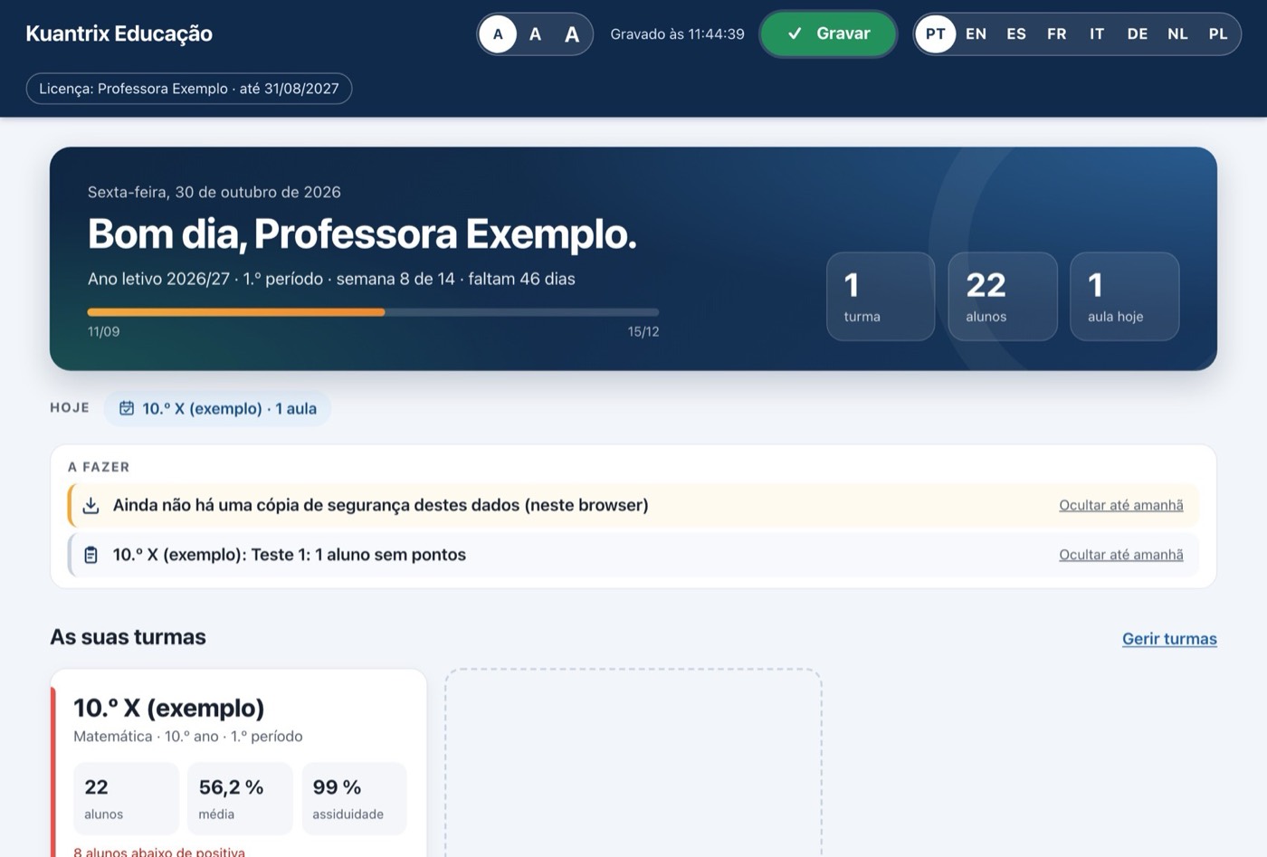 Ecrã de entrada do Kuantrix Educação: saudação, progresso do período, tarefas por fazer e o cartão da turma de exemplo com média e assiduidade.